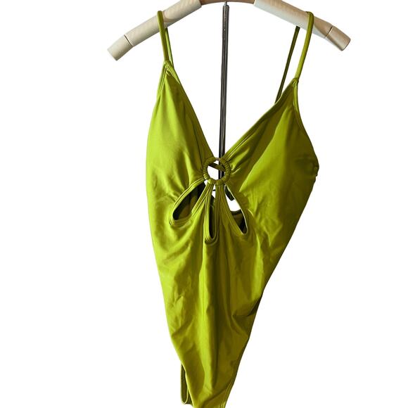 Wild Fable Women's Green Ring Front Cut Out One Piece Swimsuit - Small - NWT - Picture 1 of 8